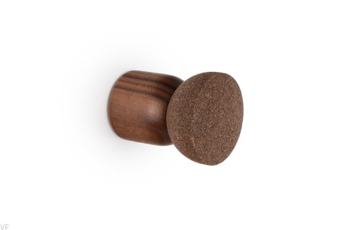 7042038N1740--Wieszak-ścienny-Piece-48-Drewniany-Orzech-Włoski-z-Korkiem-Eco-Viefe_1